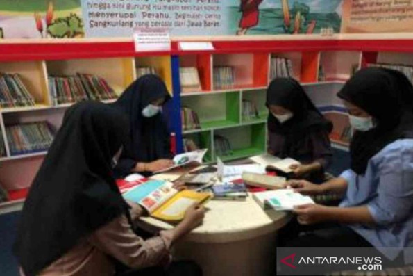 iBekasiKab Dekatkan Perpustakaan Digital, Baca Buku Kini Bisa dari Mana Saja