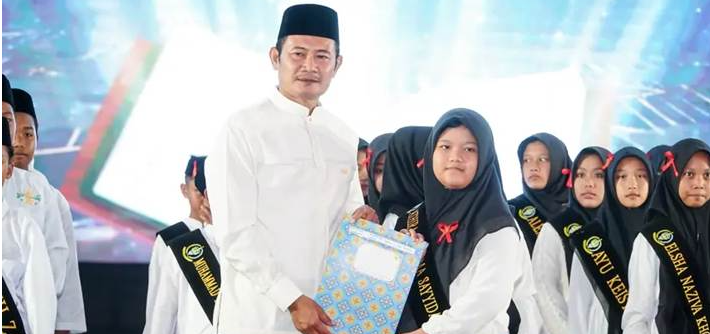 RAJA MENANTI, Perkuat Hafalan dan Karakter Qur’ani Siswa SDN 3 Lopang
